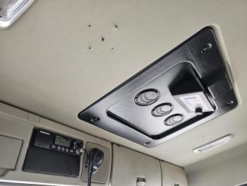 FMX 460 8x4-4 / HIAB Z CRANE + HOOKLIFT